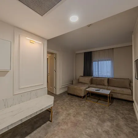 Western Khan Отель 4*