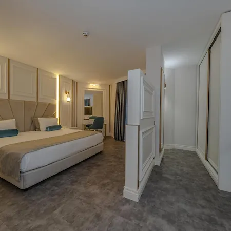 Ξενοδοχείο Western Khan