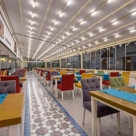 Western Khan 4* Antalya