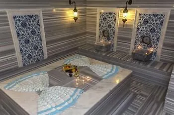 Western Khan Hotel 4*