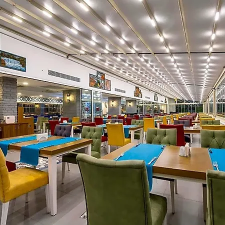 Hotel Western Khan