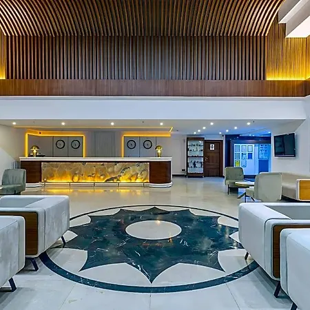 Hotel Western Khan