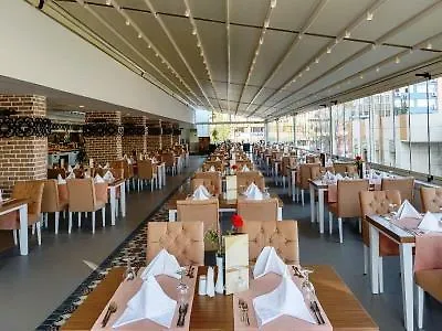فندق بيست ويسترن بلاس خان 4*
