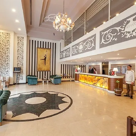 Hotel Western Khan